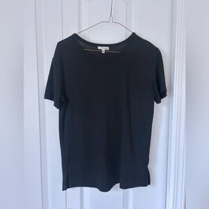 aritzia • Wilfred Free • size XS • black t shirt